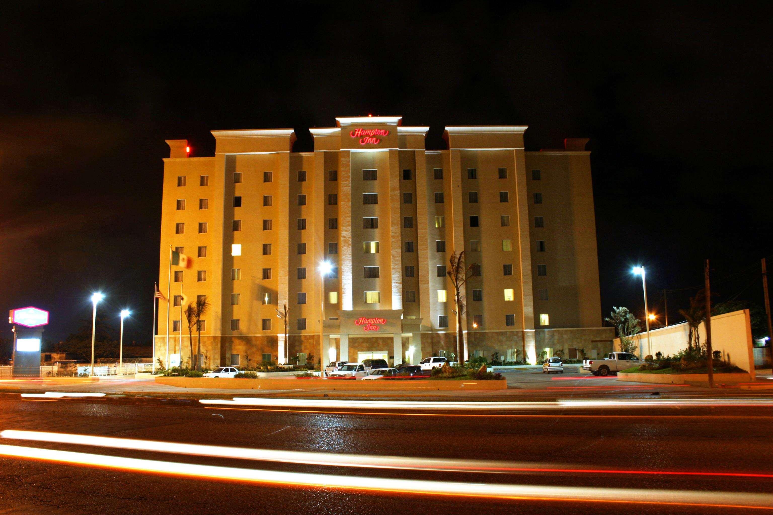 Hampton Inn Tampico Airport Exterior foto