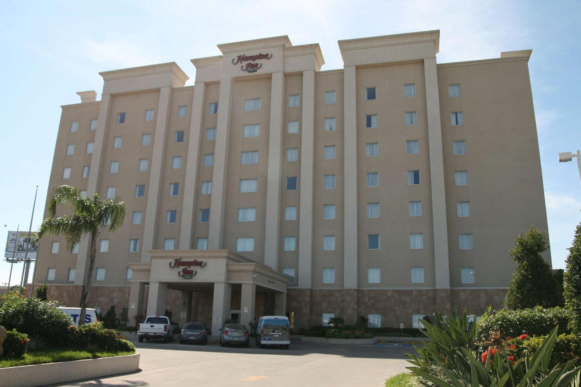 Hampton Inn Tampico Airport Exterior foto