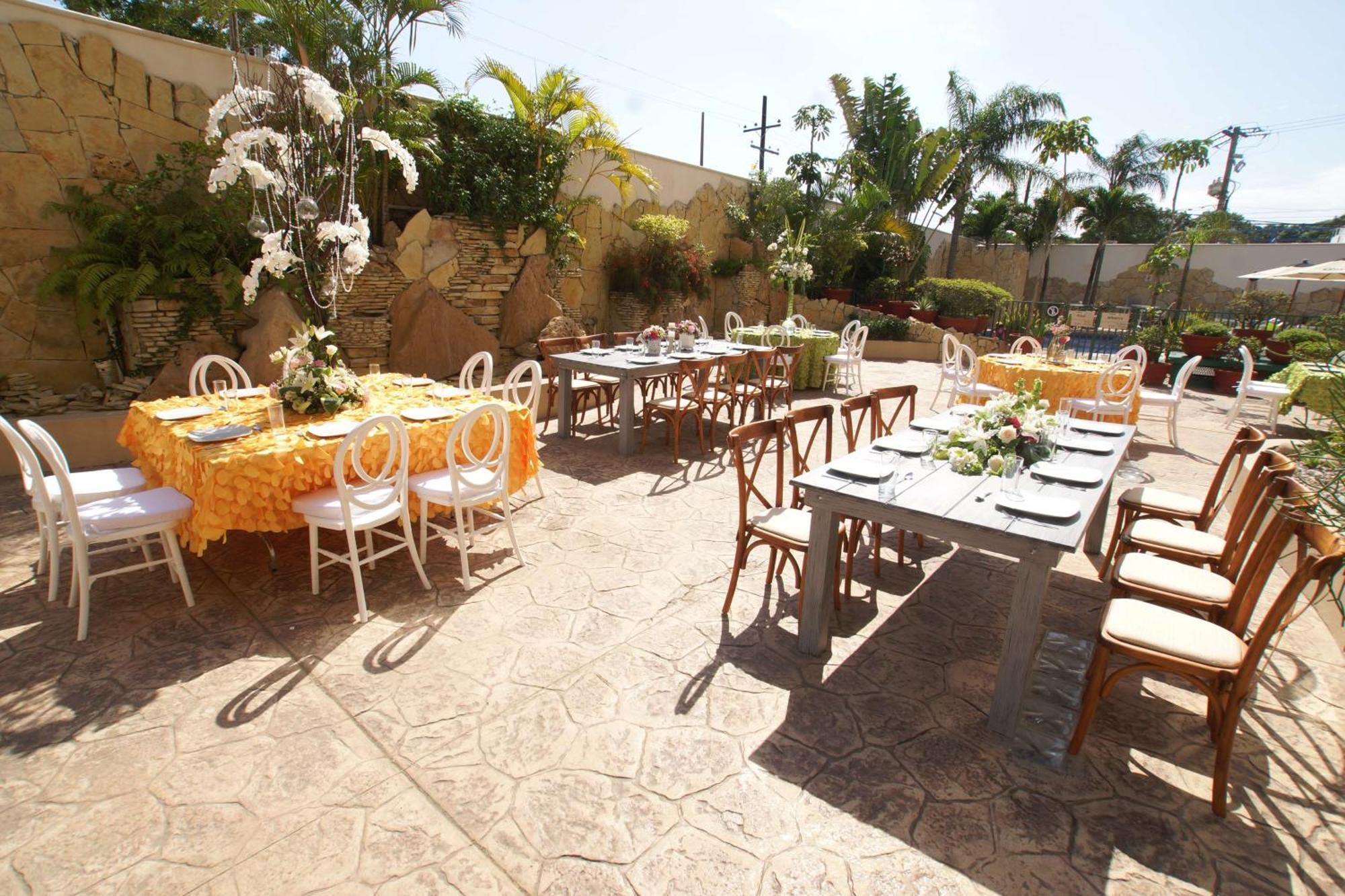 Hampton Inn Tampico Airport Exterior foto